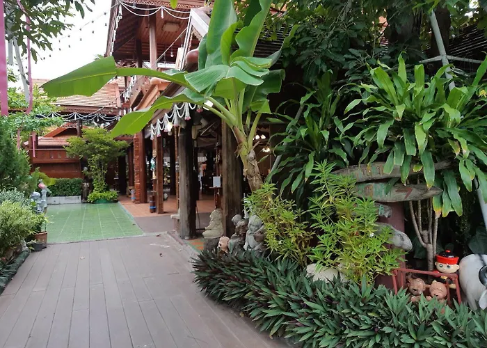 Montri Donmuang Bangkok