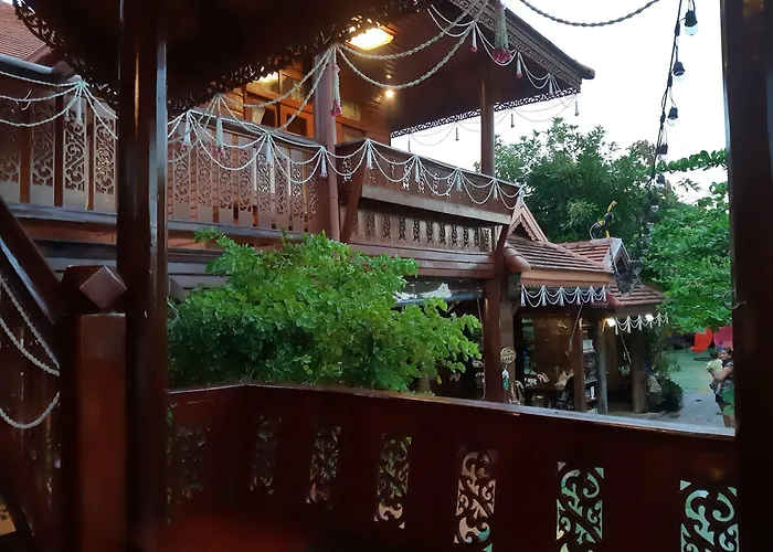 Montri Donmuang Resort