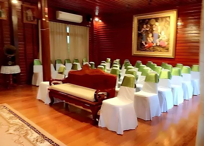 Montri Donmuang Resort Bangkok