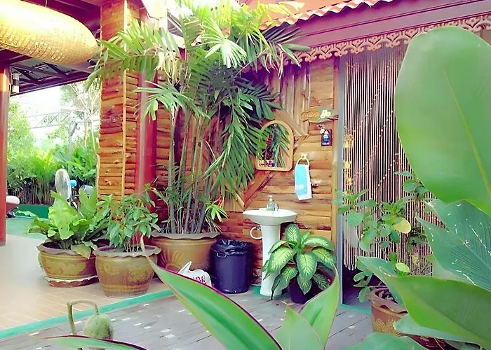 Montri Donmuang Resort